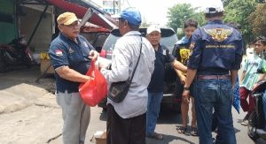 Laskar NKRI berbagi Jum’at berkah sebagai wujud kepedulian dan rasa syukur