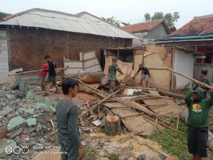 Bedah Rumah Koptu Sugeng Riyadi Siap Menjaga Kemanunggalan Dengan Masyarakat