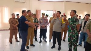 Pastikan Kesiapan Pemilu 2024 Berjalan Lancar Dandim Bersama Kapolres Tinjau Gudang Logistik KPU