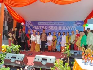 Sekolah Bethel Tanjung priok Mengadakan Kegiatan Pentas seni budaya dengan Tema : “Keragaman Tarian Adat dan Kearifan Budaya Lokal
