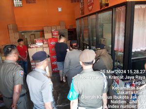 Satpol PP Kecamatan Koja Bersama 3 Pilar Adakan Operasi ” PEKAT ” Terkait Miras di Bulan Suci Ramadhan