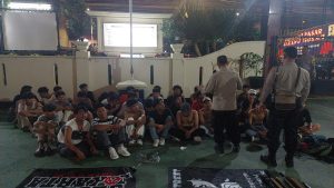 Puluhan Remaja Diamankan Polisi Usai Konvoi Sambil Nyalakan Petasan di Duren Sawit