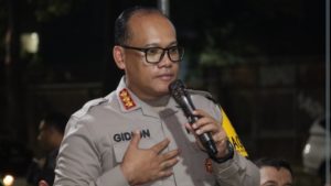 Jumat Curhat di Tanjung Priok Kapolres Ingatkan Jaga Rumsong