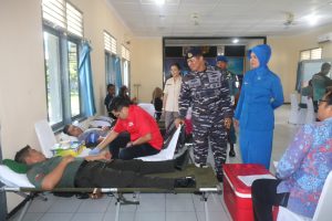 *HUT Ke-38 Tahun, Lanal Bengkulu Gelar Bakti Kesehatan Donor Darah dan KB Gratis