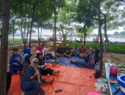 Pertemuan Rutin komunitas Mama Enjoy di Waduk Cincin mempererat dan Fokus pada UMKM