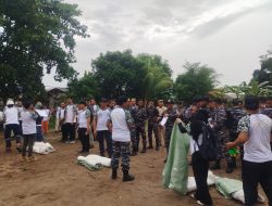 Lanal Bintan Berkolaborasi Dengan PT. BIIE Lobam Gelar Aksi Bersih Pantai