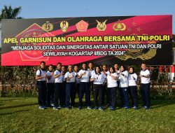 Komandan Beserta Prajurit Lanal Bandung Ikuti Apel Gabungan dan Olahraga Bersama TNI-POLRI Sewilayah Kogartap II/Bandung