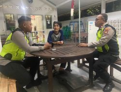 Sambang Sekretariat Rw 05 Rawasari