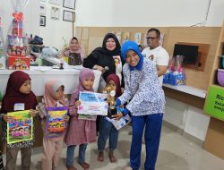 Jalasenastri Cabang 5 Korcab IV DJA I Lanal Bintan Bersama TK Hang Tuah Tanjung Pinang Adakan Lomba Mewarnai Back To School