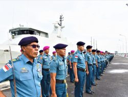 Dansatrol Lantamal I Pimpin Upacara Bendera Merah Putih
