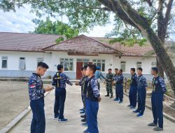 Cegah Pelanggaran Hukum dan Berantas Judi Online, Staf Intelijen dan Denpomal Lanal Simeulue Sidak Gadget Prajurit