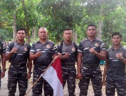 PRAJURIT LANAL BINTAN IKUTI TREKING DAN HIKING DI GUNUNG BINTAN