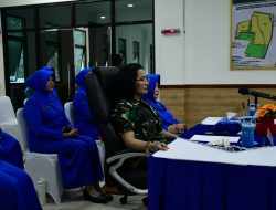 Pembina dan Wakil Ketua Jalasenastri Cabang 9 Korcab III DJA I Ikuti Tatap Muka Secara Virtual Dengan Pembina Daerah Jalasenastri Armada I