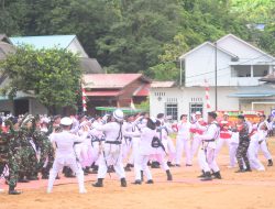 Hadir Langsung Pada Upacara 17 Agustus 2024, Danlanal Tarempa Tampilkan Semangat Prajuritnya