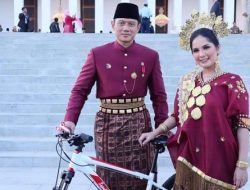 Menteri ATR/BPN Agus Harimurti Yudhoyono. HUT ke-79 RI. AHY Dapat Hadiah Sepeda, Dari Presidenan Jokowi. Minggu – 18 – 8 – 2024