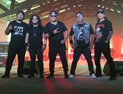 Lawang Pitu Kolaborasi Dengan Gitaris Senior Eet Sjahranie Edane Dalam Konser Purwokerto