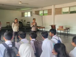 Kasat Binmas Polres Metro Jakpus Didampingi Waka Polsek Senen Hadiri Deklarasi Anti Tawuran Pelajar SMA-SMK PSKD Jakarta