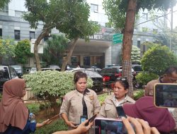 Kuasa hukum Paulus dan awak media kembali datangi polda metro jaya mengenai perkembangan laporan di polda metro jaya