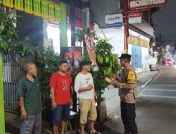 Menjaga Ketertiban, Bhabinkamtibmas Kampung Rawa Patroli Bersama Tokoh Masyarakat dan Warga Antisipasi Tawuran Remaja