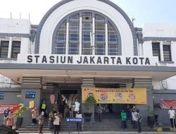 Melacak Sejarah Stasiun Beos Kota, Warisan Kolonial yang Tetap Hidup
