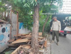 Warga Mendambakan HIT. Hijau Indah Tertib .Bukan Lahan Fasilitas Umum Dijadikan Tumpukan Limbah Kayu Sabtu – 4 Januari 2025