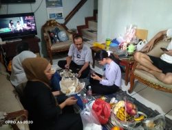 Keluarga Besar kumpul bersama untuk menikmati Tahun Baru 2025