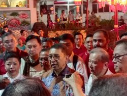 Perayaan Cap Go Meh dihadiri Fadli Zon dan Kevin Wu di Vihara Amurva Bhumi.