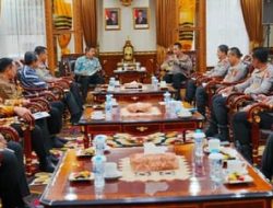 Menteri Imipas Temui Kapolri Mminta Bantuan Polisi Terjun Razia L