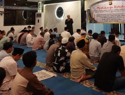 IBADAH TARAWIH DI MASJID MADANI POLRES METRO JAKARTA UTARA BERLANGSUNG KHUSYUK DAN LANCAR