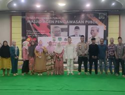 Kapolsek Koja Buka Puasa Bersama Pesantren Kilat di Masjid Al Mukarommah