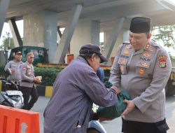 Polri Untuk Masyarakat Kapolres Bagikan Takjil, & Himbauan Kamtibmas, Sosialisasi Hotline 110, Mudik Aman Keluarga Nyaman dan Pemberantasan Preman Kedok Ormas