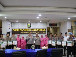 Polres Pelabuhan Tanjung Priok Gelar Bazar Ramadhan Polri Presisi 2025 dan Bakti Sosial untuk Pengemudi Ojek Online dan Himbauan Kamtibmas