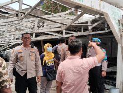 Angin Puting Beliung Terjang Tugu Selatan, Puluhan Rumah Rusak Kapolsek Koja dan Lurah Turun ke Lokasi