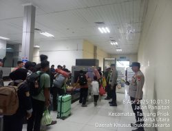 Polres Pelabuhan Tanjung Priok Laksanakan Pengamanan dan Pelayanan Penumpang Kapal KM. Bukit Raya