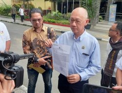 Alfin F. Karim, SH Dampingi Korban Penyerobotan Lahan Di Medan Ke Mapolda SUMUT