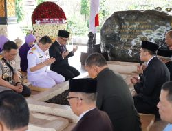 Gubernur Lemhannas RI Ziarah ke Makam Bung Karno