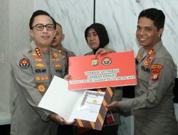 Kasihumas Polres Pelabuhan Tanjung Priok Raih Penghargaan Terbaik dari Kabidhumas Polda Metro Jaya