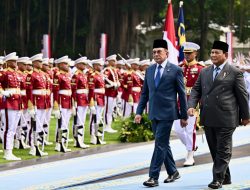 .Khidmat, Presiden Prabowo Sambut PM Malaysia Anwar Ibrahim di Istana Merdeka Jumat, 27 Juni 2025.