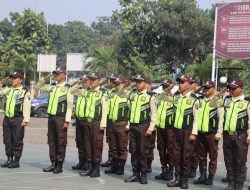 Polres Pelabuhan Tanjung Priok Semarakkan Hari Bhayangkara ke-79 Lewat Lomba PBB, Senam Tongkat, dan Borgol