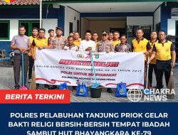 Polres Pelabuhan Tanjung Priok Gelar Bakti Religi Bersih-Bersih Tempat Ibadah Sambut HUT Bhayangkara ke-79