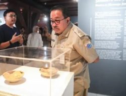 Wagub DKI Buka Pameran Arthefact’25 “Sriwijaya – Across The Land, Rivers and Sea” di Museum Bahari