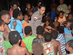 Satgas Ops Damai Cartenz Perkuat Ikatan Kebersamaan dengan Masyarakat Mimika