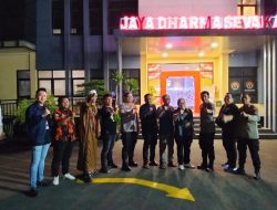 Kapolres Metro Jakarta Utara Pimpin Patroli Skala Besar di Polsek Kelapa Gading