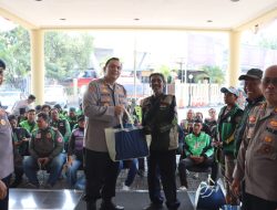 Driver Ojol Lakukan Pemeriksaan Kesehatan, Polres Tg Priok juga berikan Sembako