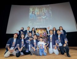 Film Air Mata Di Ujung Sajadah 2 Tunjukkan Dilema Dua Sosok Ibu Lewat Perilisan Official Trailer Dan Poster