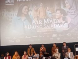 Dua Ibu Satu Anak: Air Mata di Ujung Sajadah 2 Gelar Gala Premiere, Siap Koyak Hati Penonton Mulai 23 Oktober di Bioskop.