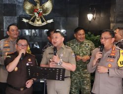 “Forkopimko Berikan Kejutan HUT TNI ke-80 di Kodim 0502/Jakarta Utara”