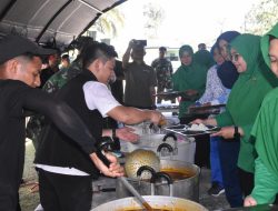 Kodim 1710/Mimika Gelar Masak Besar Bobon Santoso dan Olahraga Bersama Dharma Pertiwi Cabang Mimika