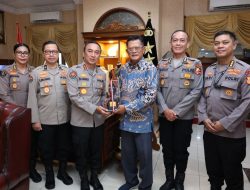 Jajaran Divhumas Polri Laksanakan Anjangsana ke Jend. Pol (Purn) Da’i Bachtiar