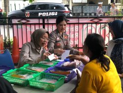Polres Metro Bekasi Kota Gelar Bakti Kesehatan di Polsubsektor Pekayon, Layani 60 Warga